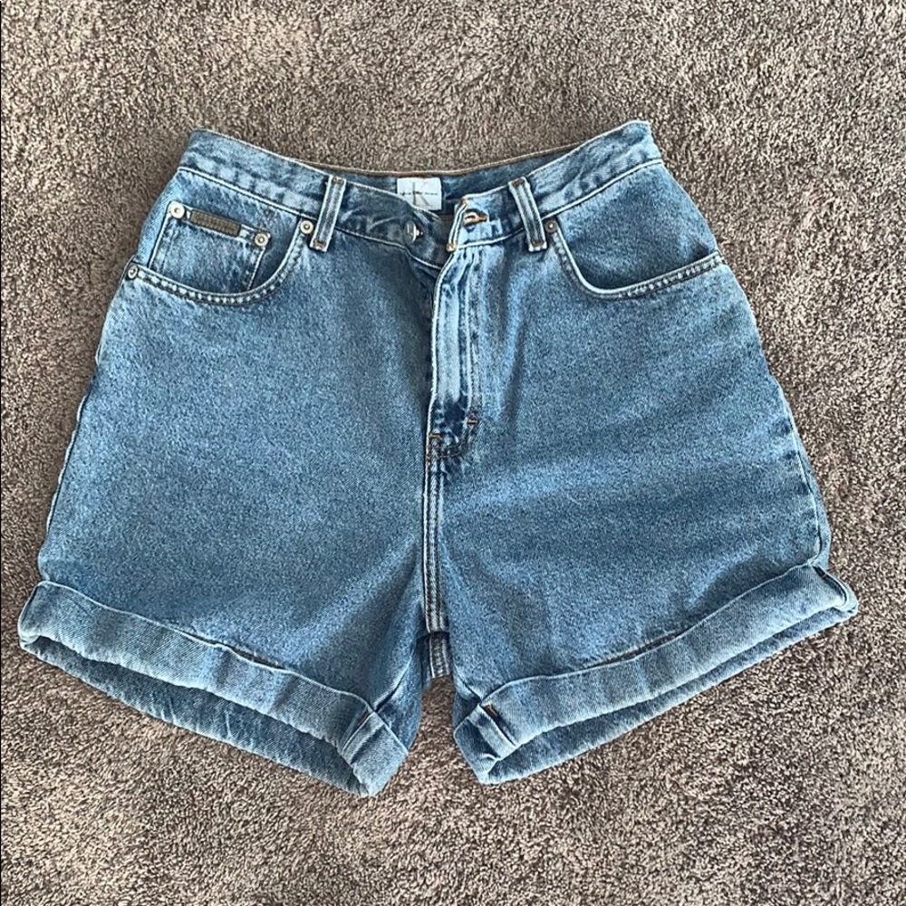 Vintage Calvin Klein high wasted “mom” shorts